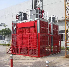 Double Cage Construction Material Hoist 1600kg , Man and Material Hoist